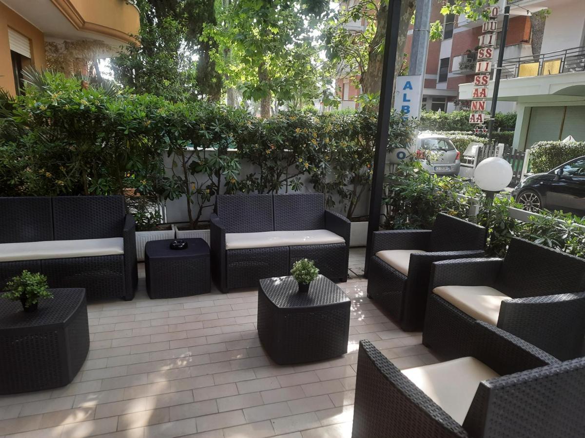 Hotel Barbiani 리치오네 외부 사진