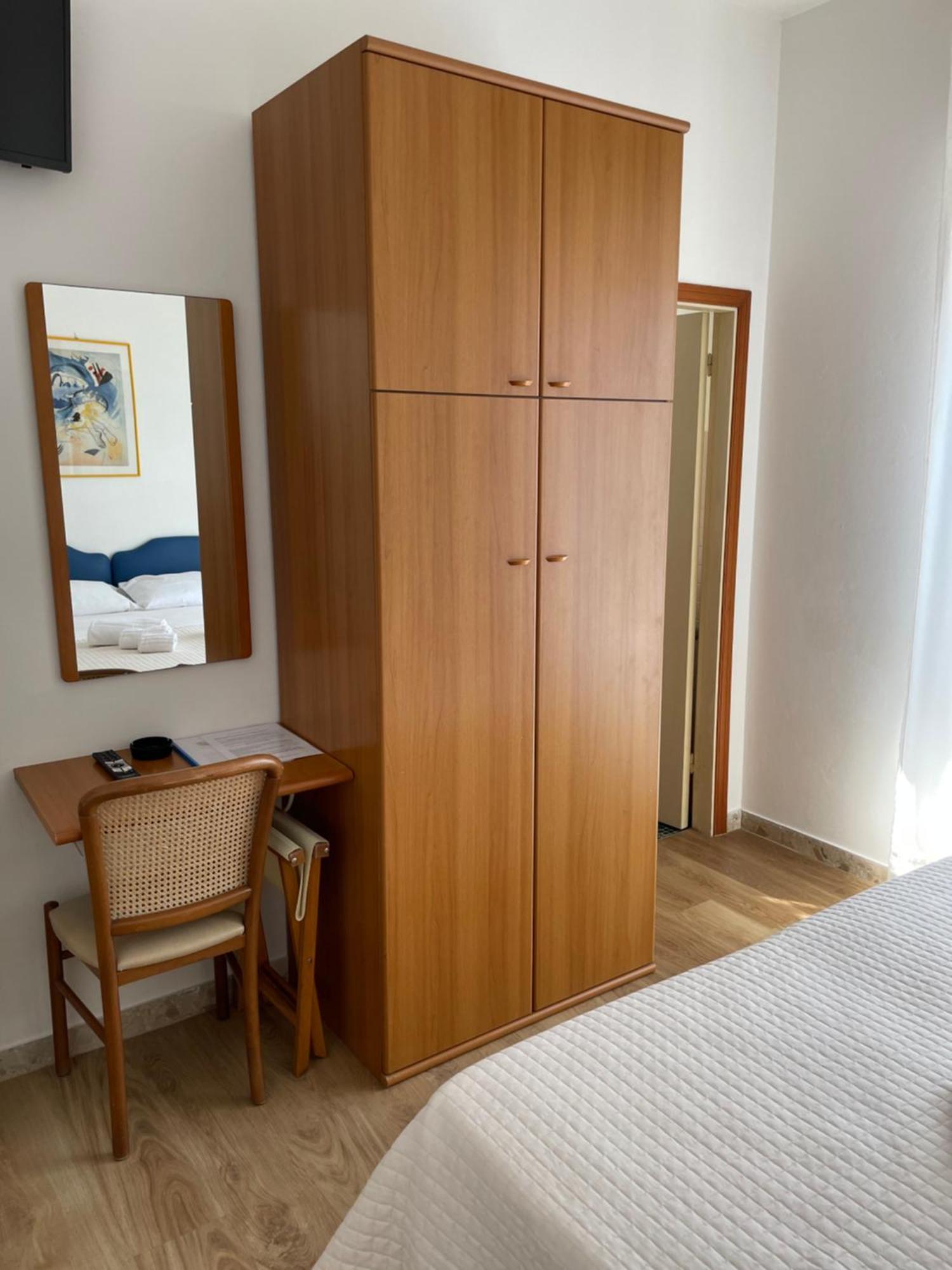 Hotel Barbiani 리치오네 외부 사진