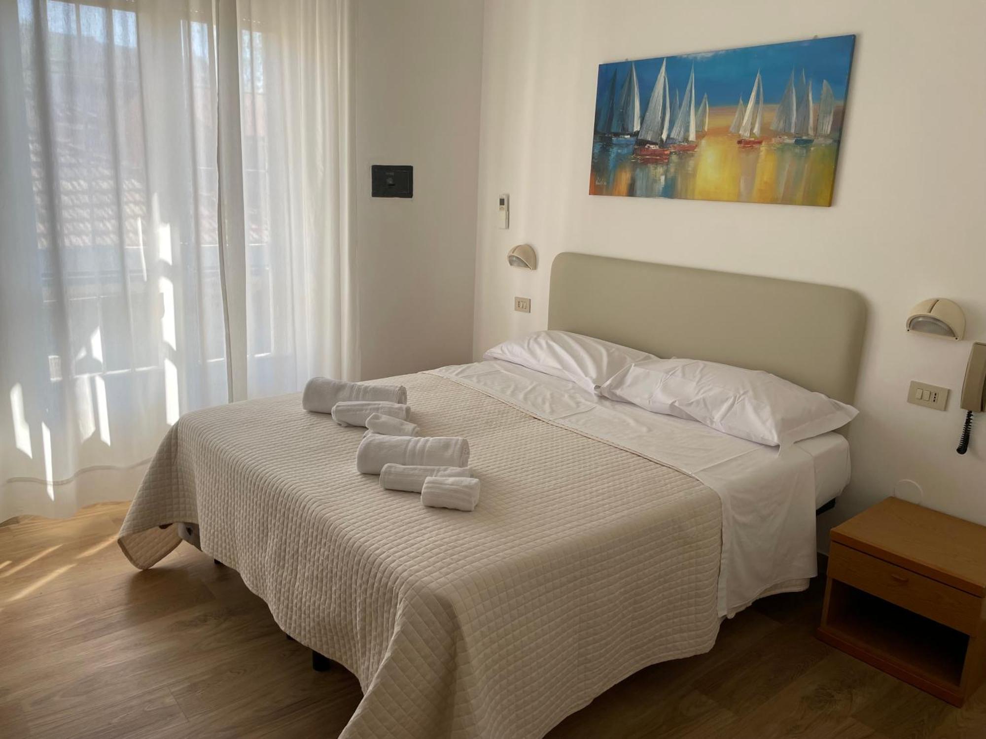 Hotel Barbiani 리치오네 외부 사진
