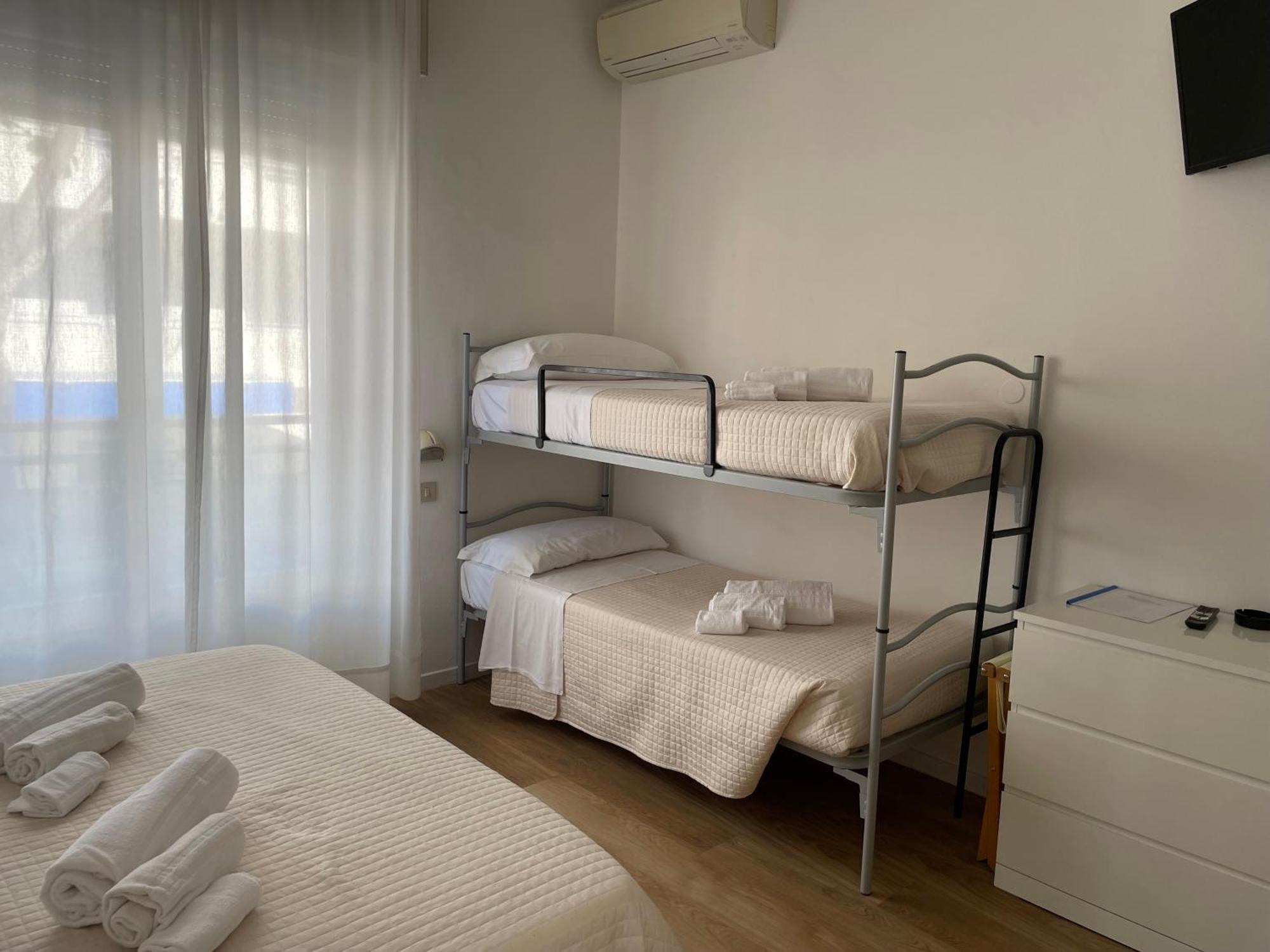 Hotel Barbiani 리치오네 외부 사진